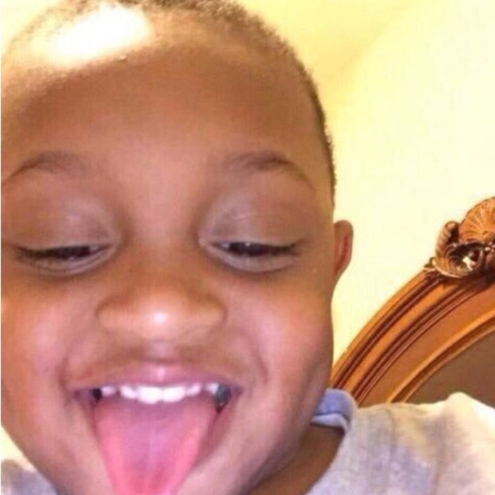 Meet your Posher, Lena